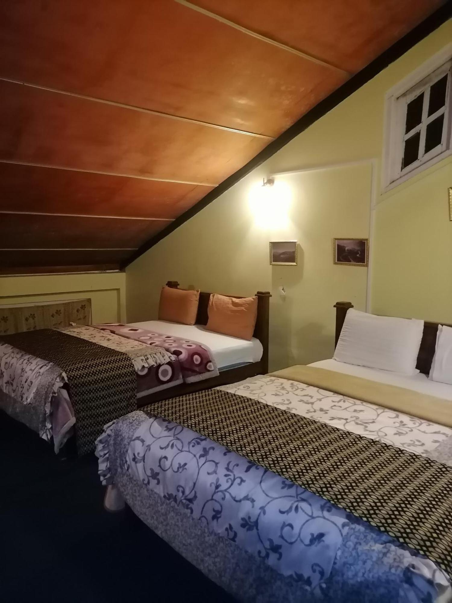 Himawari Hills Hotel Нувара Елия Екстериор снимка