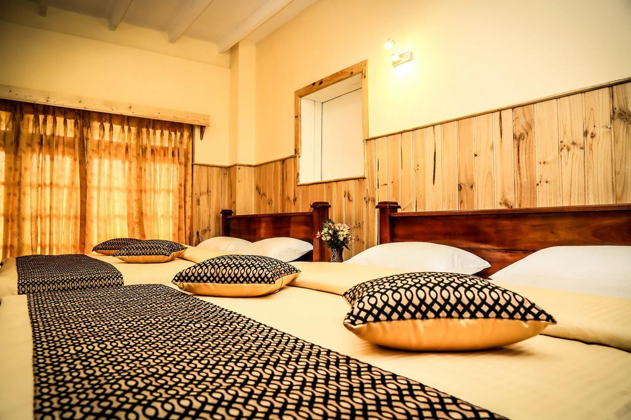 Himawari Hills Hotel Нувара Елия Екстериор снимка
